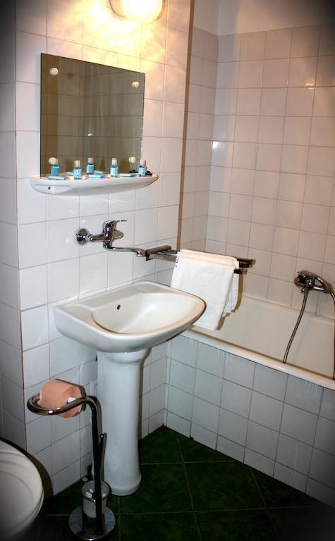 Hotel Tivoli Sovata Oda fotoğraf