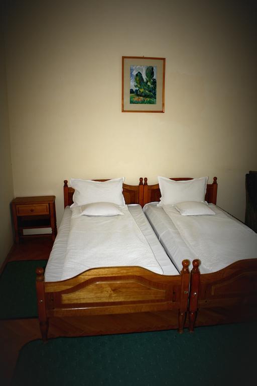Hotel Tivoli Sovata Oda fotoğraf